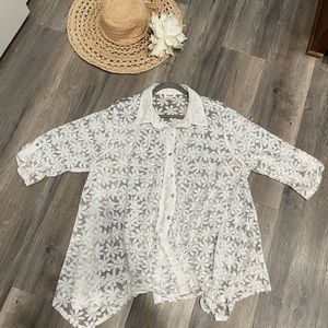 3X White Floral Button Up